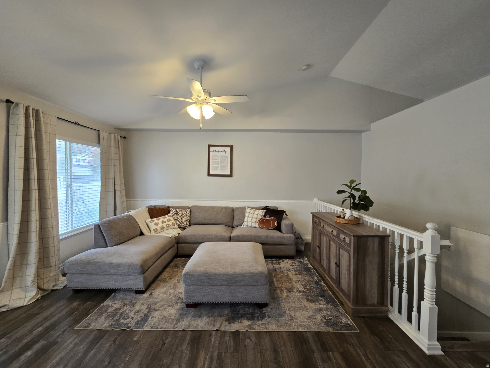 MOUNTAIN VIEW - Residential