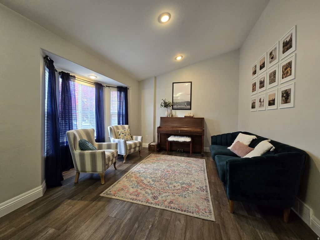 Photo of 585 S 1200 E, Payson, UT 84651 (MLS # 2122633)