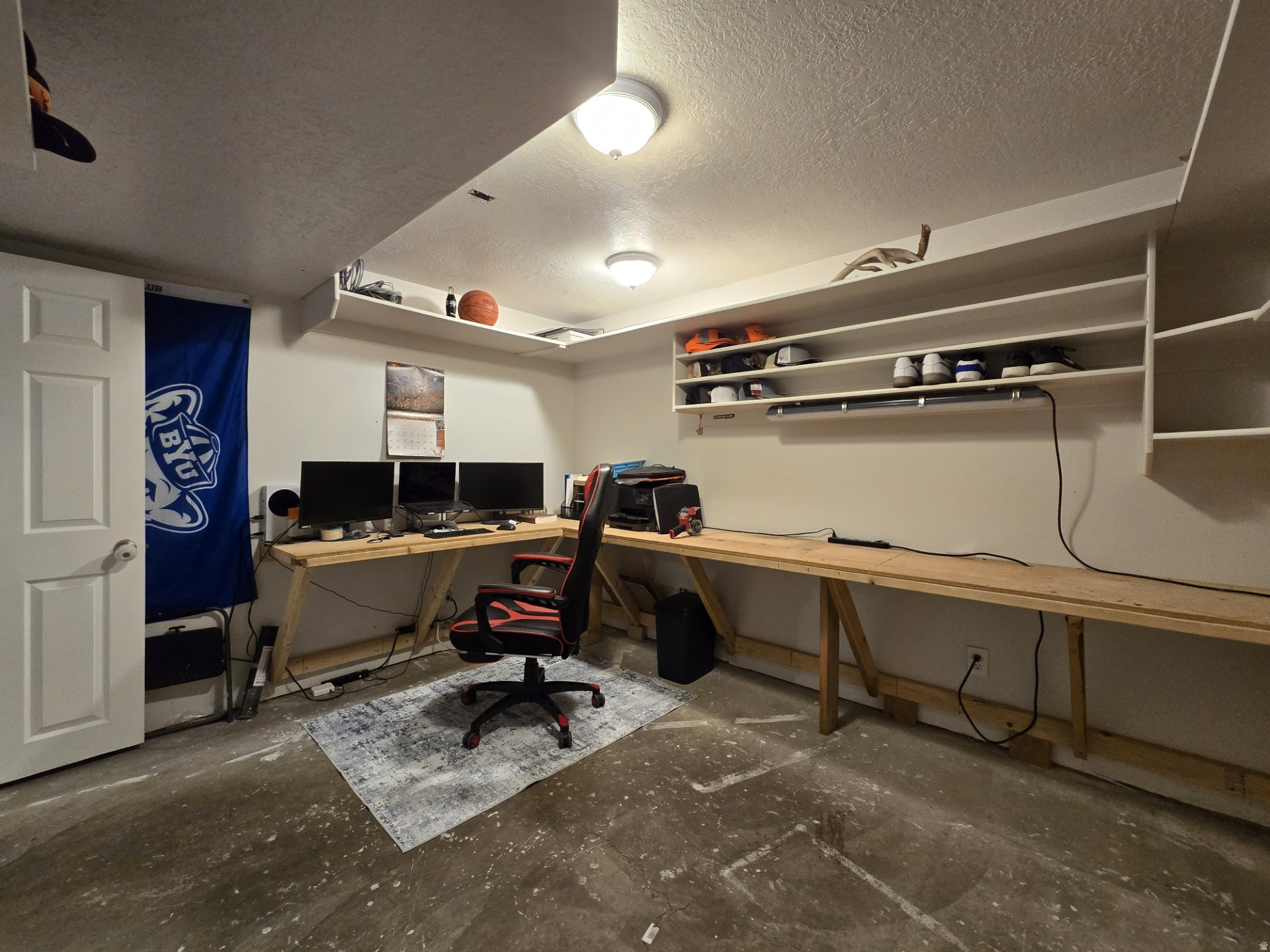 MOUNTAIN VIEW - Residential