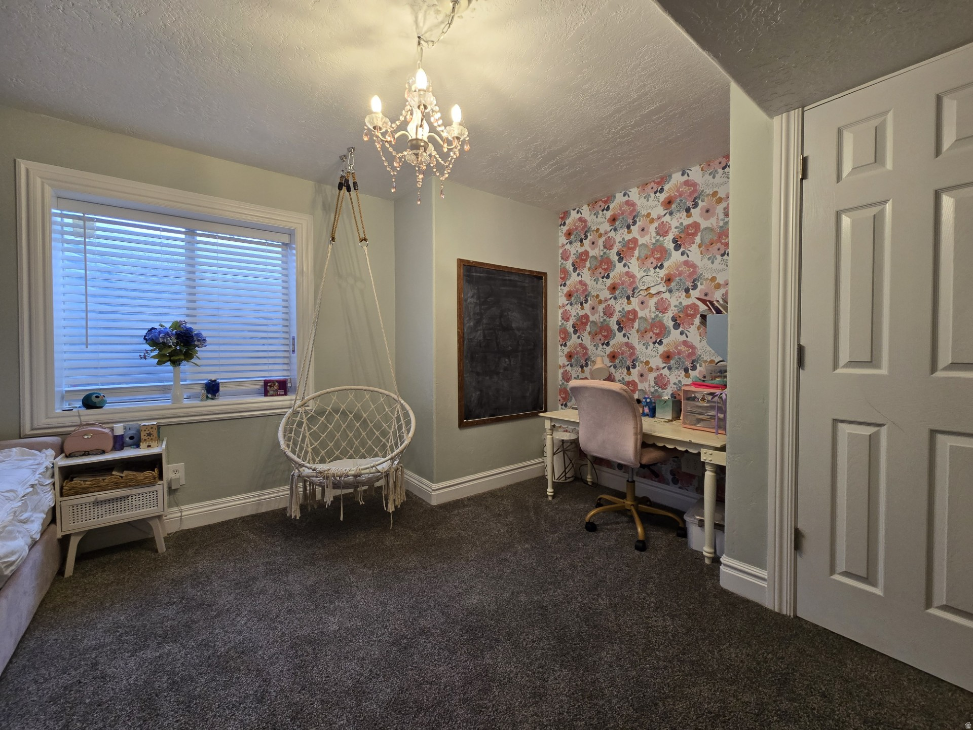 MOUNTAIN VIEW - Residential