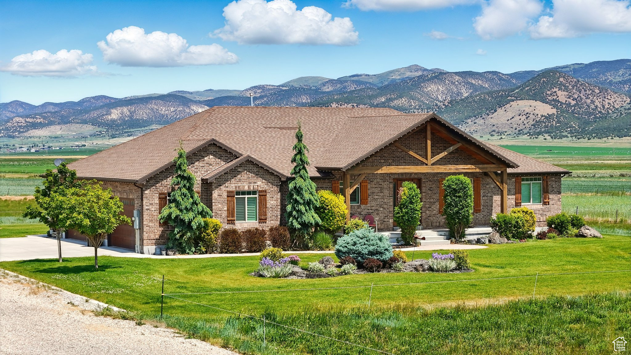 Portage, Utah 84331, United States, 4 Bedrooms Bedrooms, ,4 BathroomsBathrooms,Residential,Active,197919