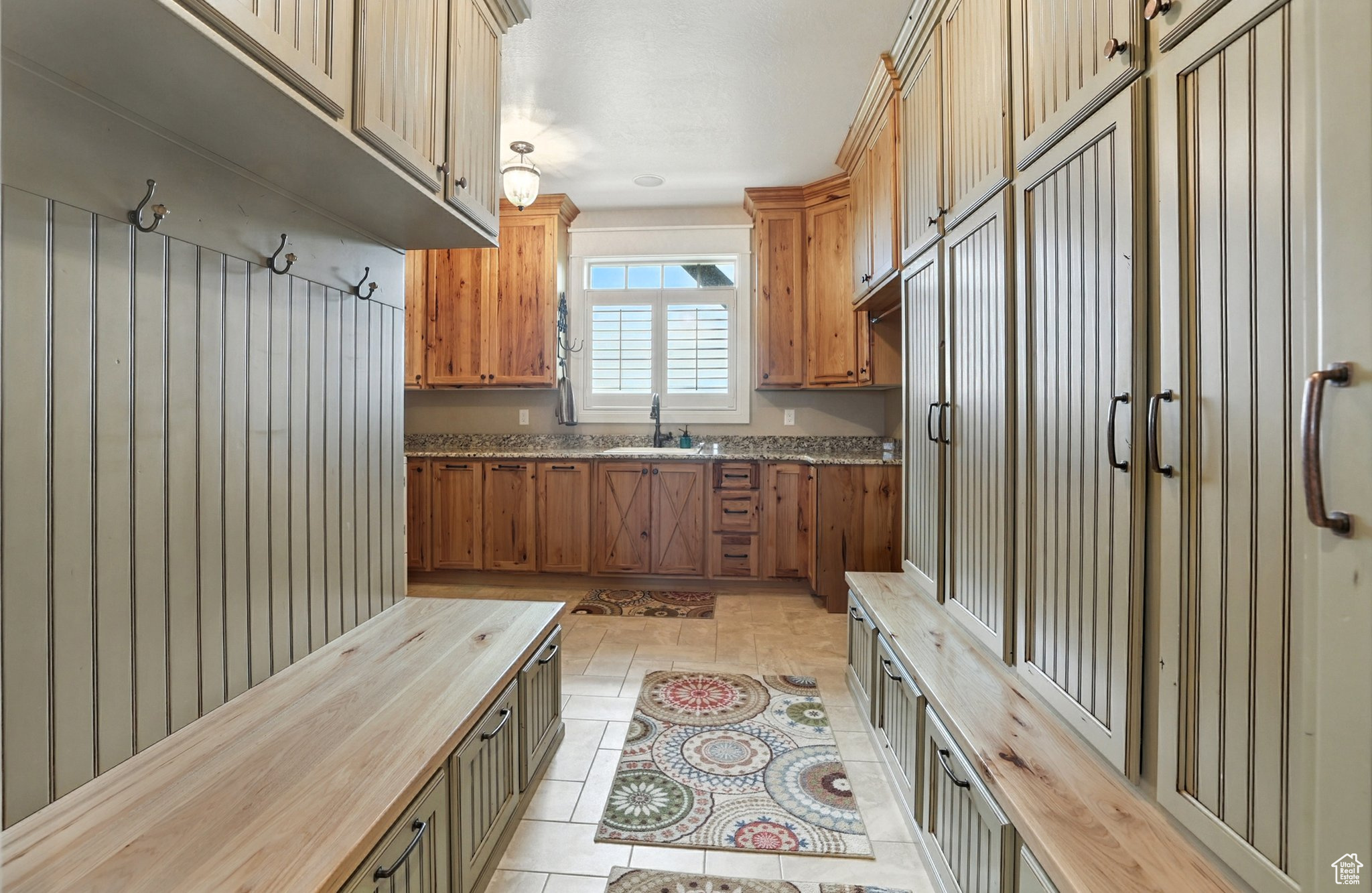 Portage, Utah 84331, United States, 4 Bedrooms Bedrooms, ,4 BathroomsBathrooms,Residential,Active,197919