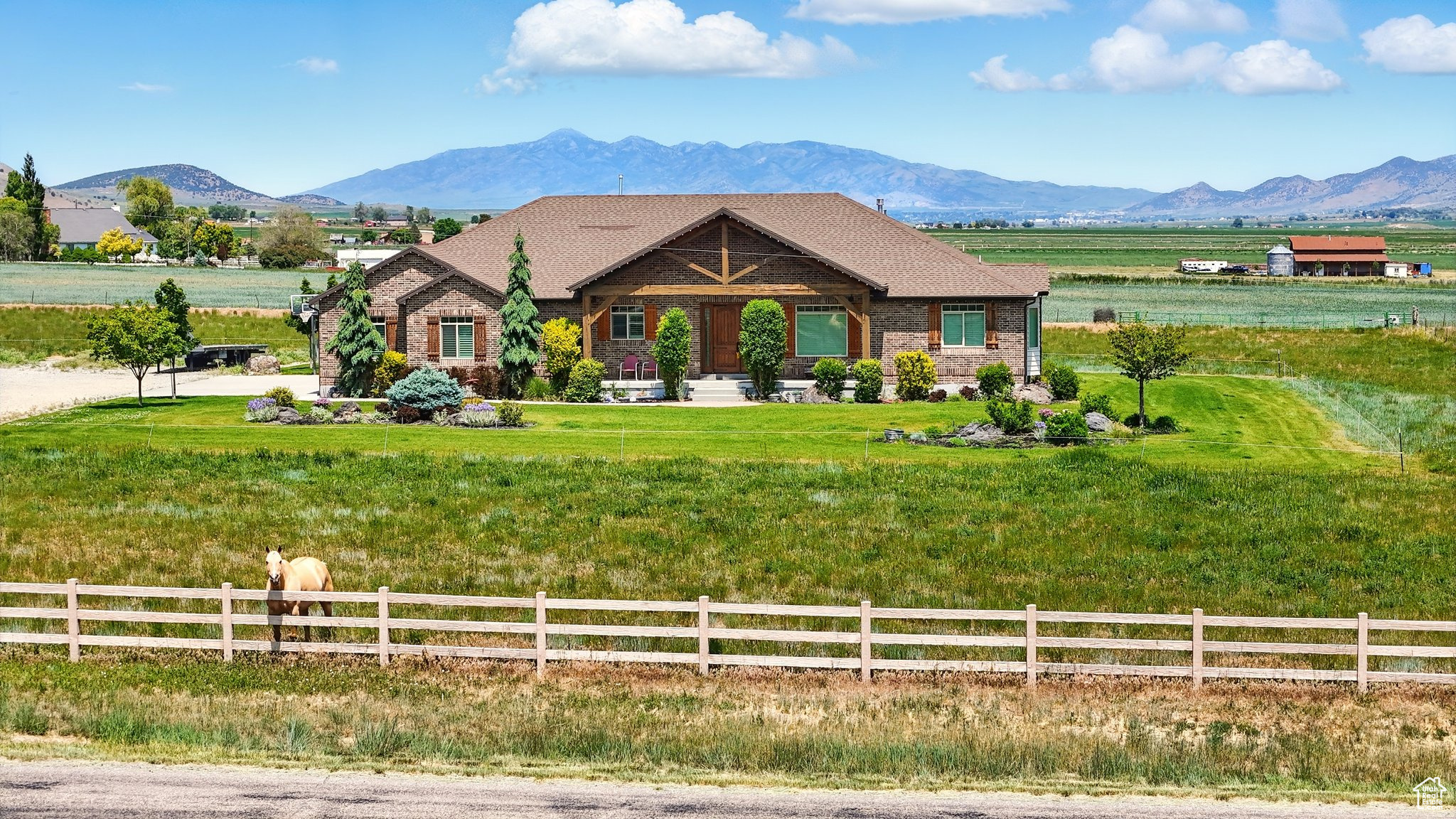 Portage, Utah 84331, United States, 4 Bedrooms Bedrooms, ,4 BathroomsBathrooms,Residential,Active,197919