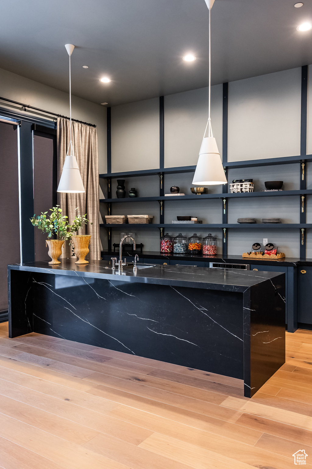 SUNCREST - Residential