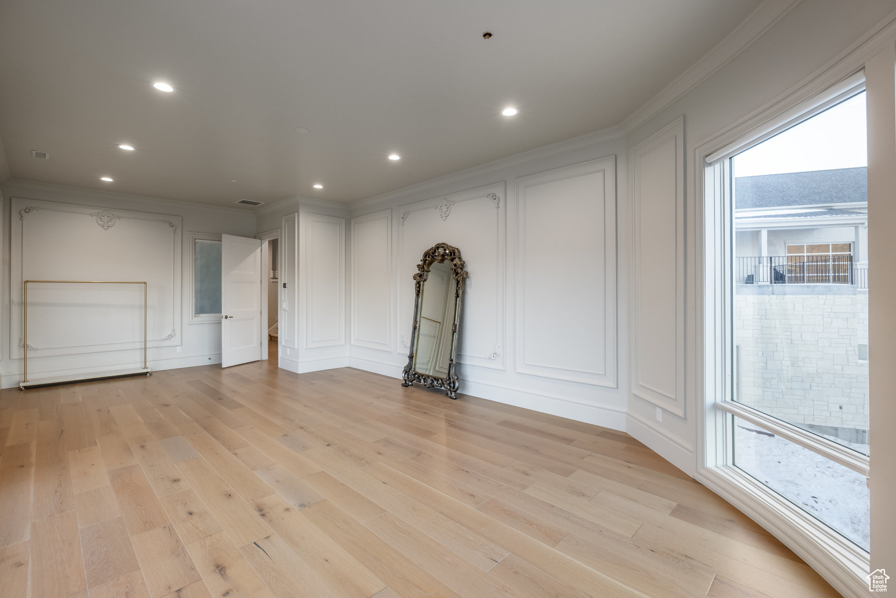 SUNCREST - Residential