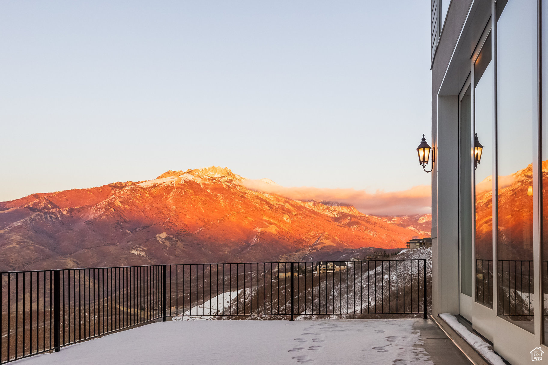 SUNCREST - Residential