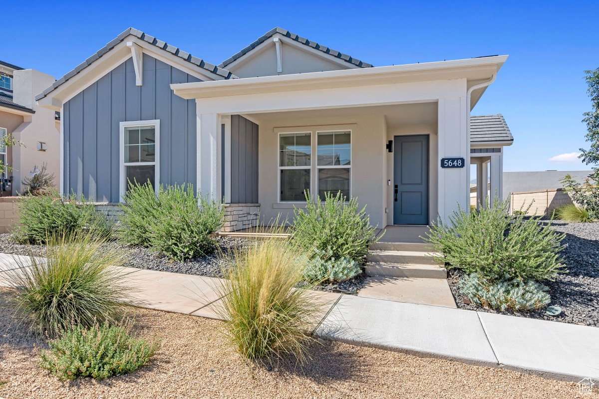 5648 S Adobe Sun Dr, Saint George, Utah image 2