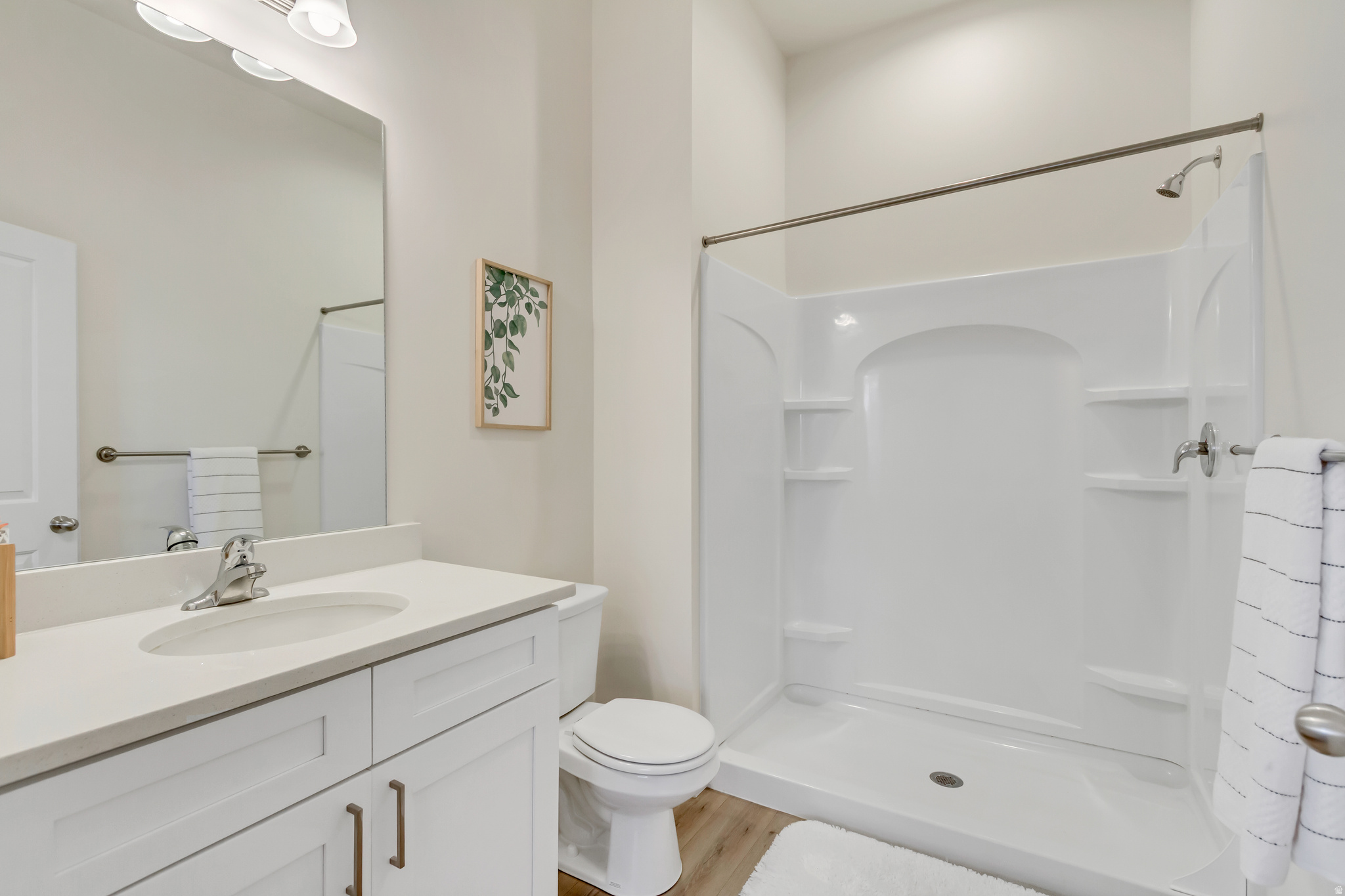 PARAMOUNT - Residential