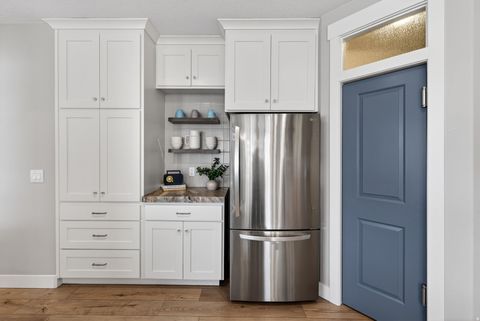 Tiny photo for 1197 S 120 E, Salem, UT 84653 (MLS # 2142127)