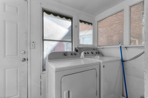 Tiny photo for 194 N 100 E, Provo, UT 84606 (MLS # 2133877)