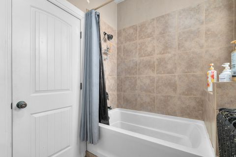 Tiny photo for 194 N 100 E, Provo, UT 84606 (MLS # 2133877)