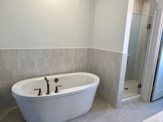 DAYBREAK - Residential