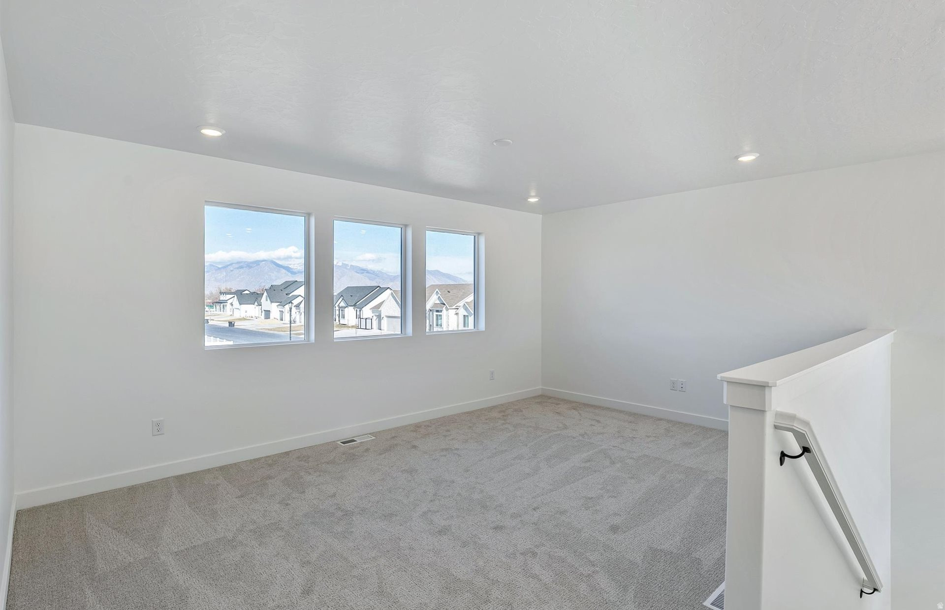 VALLEY VIEW - Residential