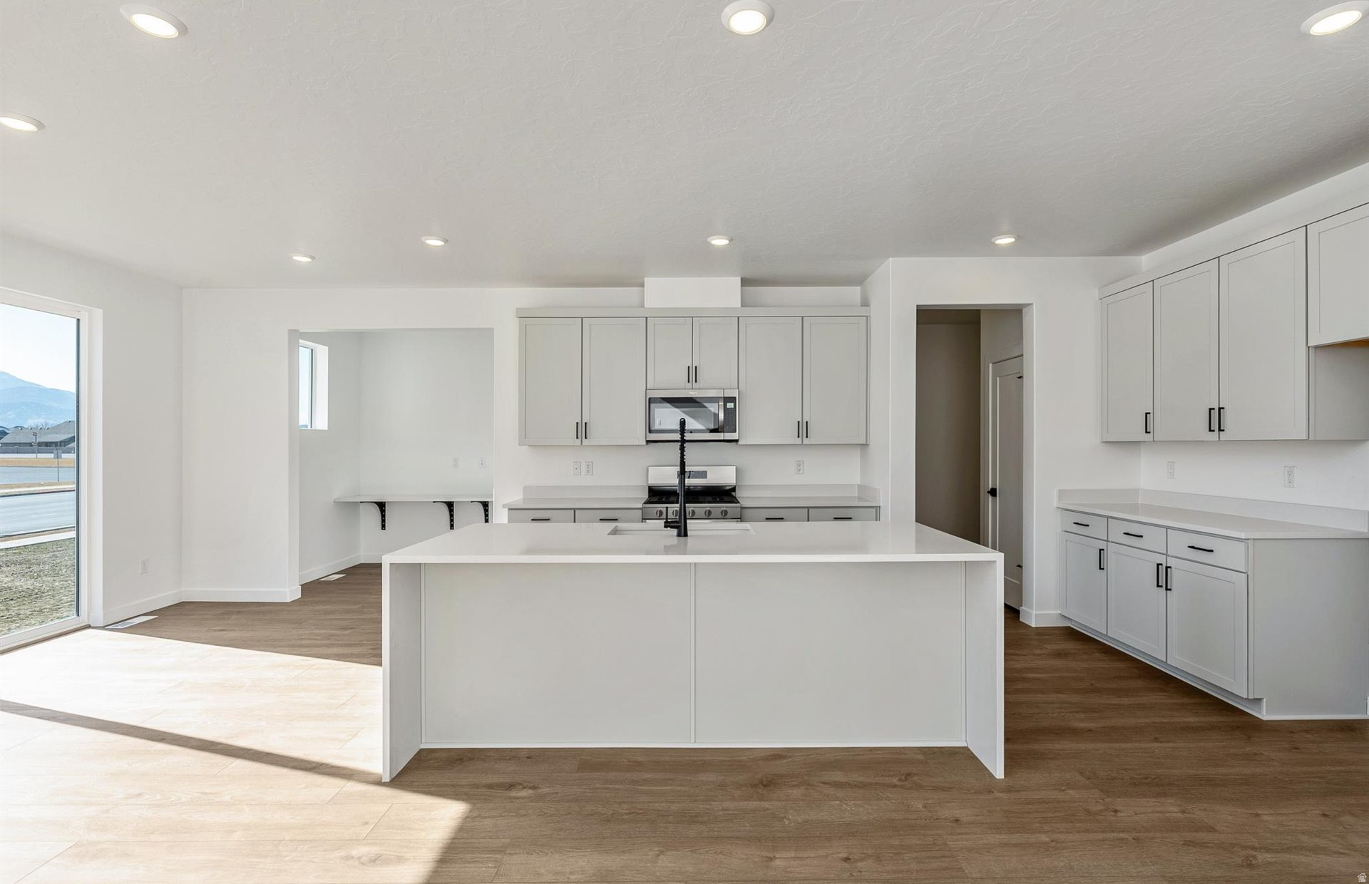 VALLEY VIEW - Residential