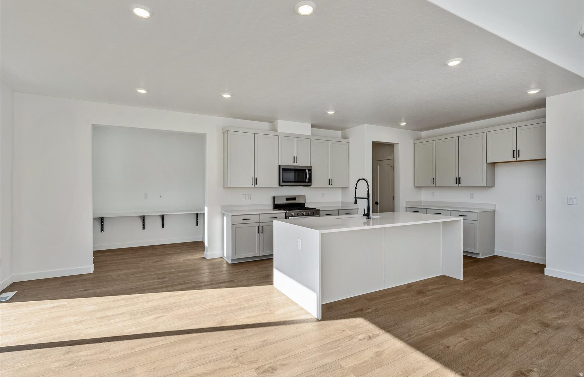 VALLEY VIEW - Residential