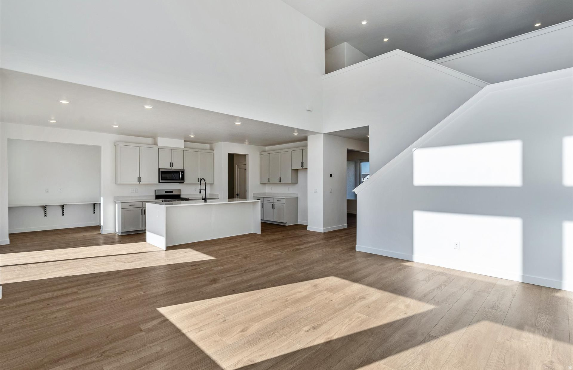 VALLEY VIEW - Residential