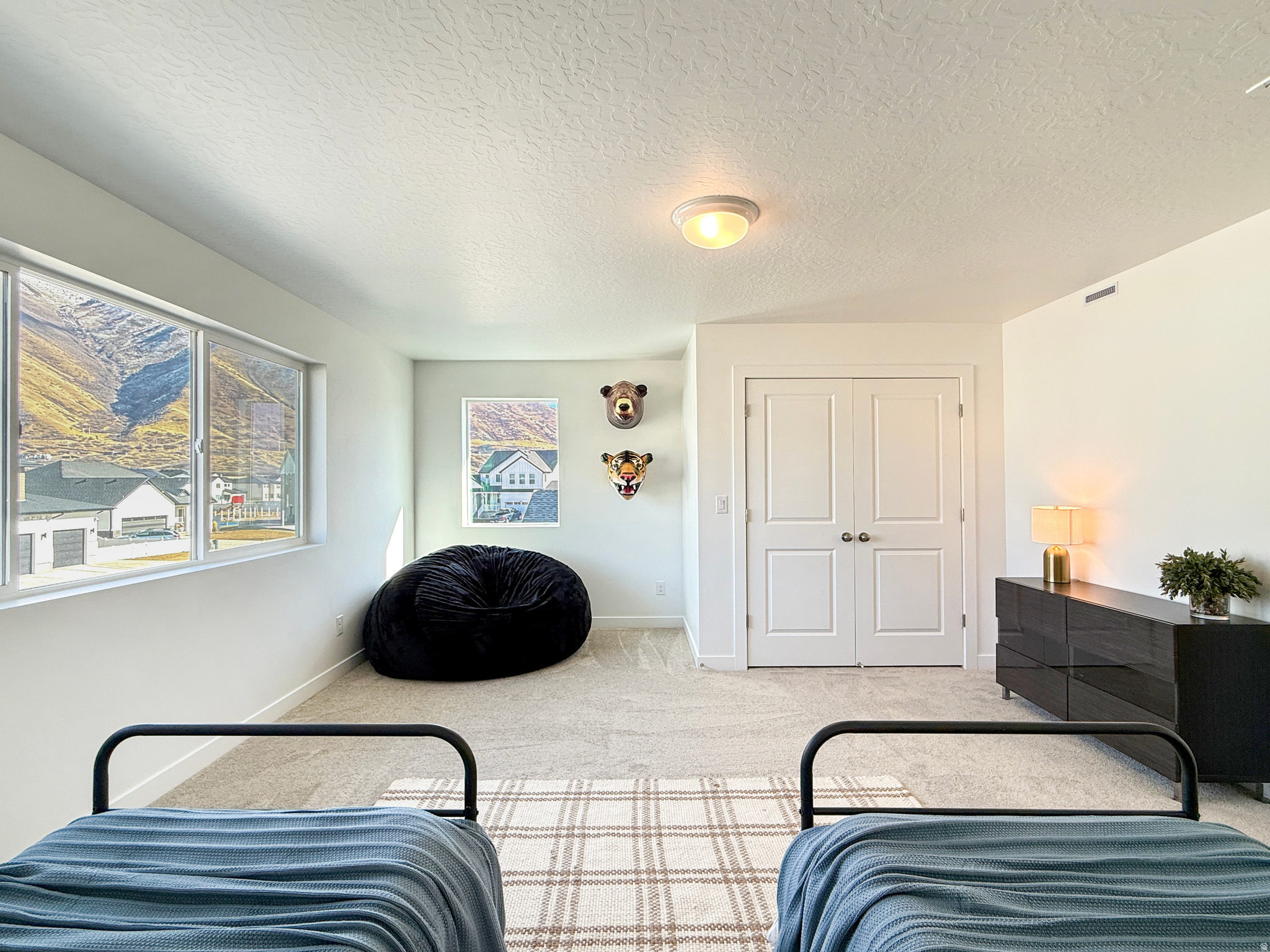 MAPLETON HEIGHTS - Residential