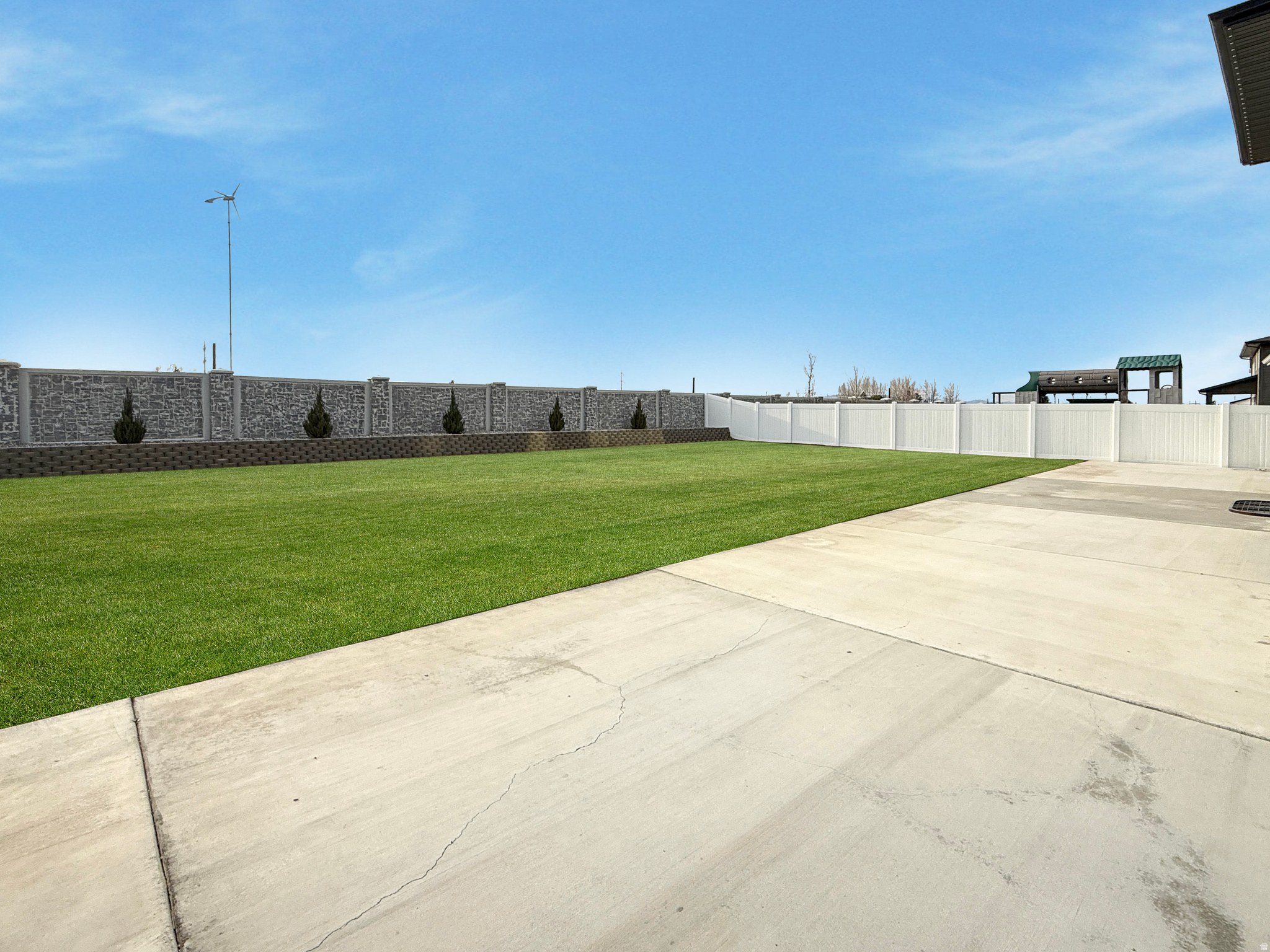 MAPLETON HEIGHTS - Residential