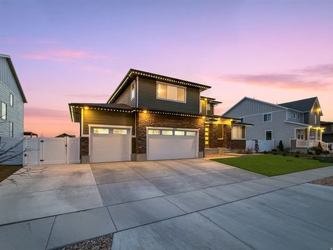 Tiny photo for 3372 S PINYON LN, Mapleton, UT 84664 (MLS # 2135929)