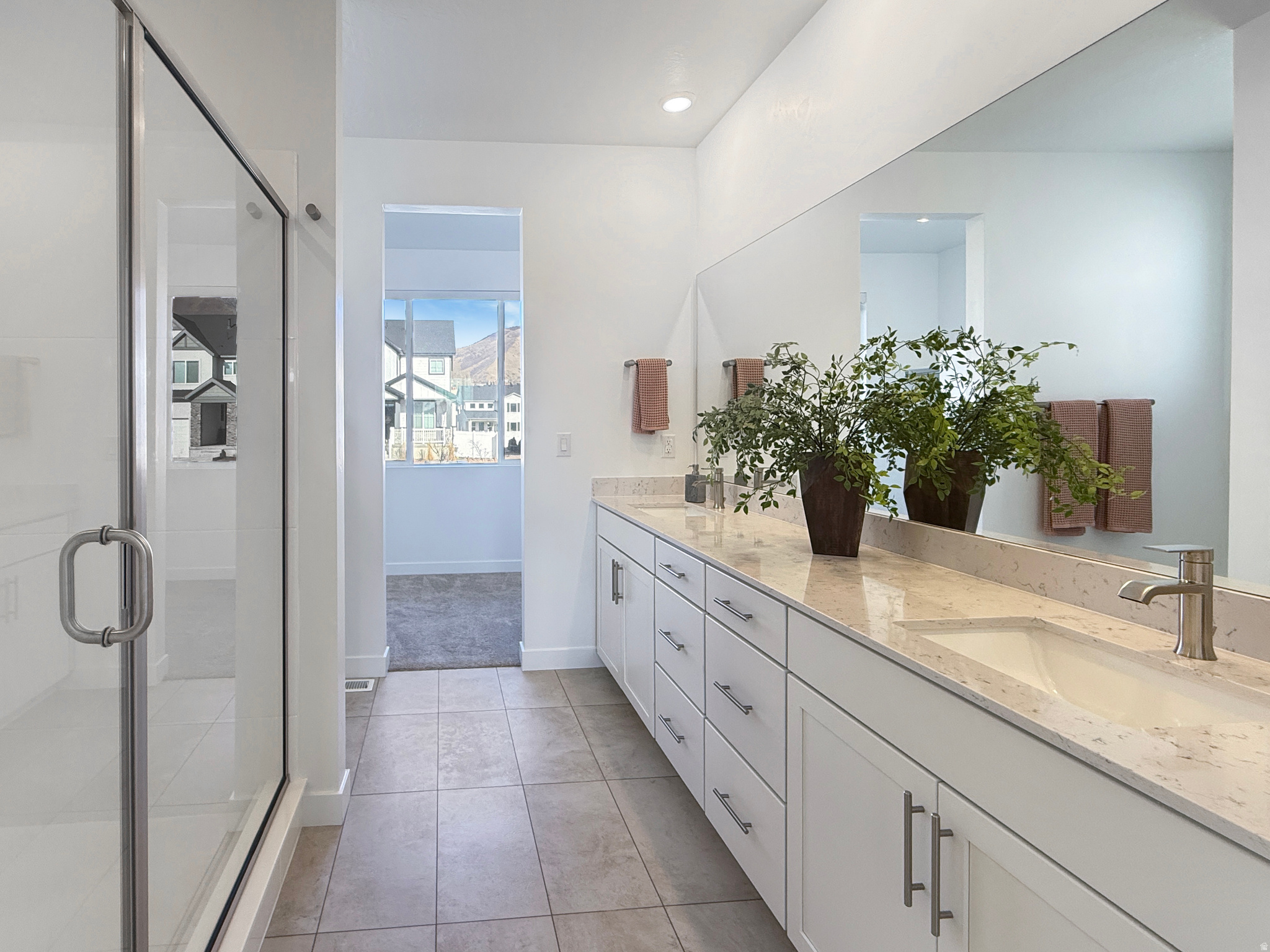 MAPLETON HEIGHTS - Residential