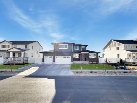 Tiny photo for 3372 S PINYON LN, Mapleton, UT 84664 (MLS # 2135929)