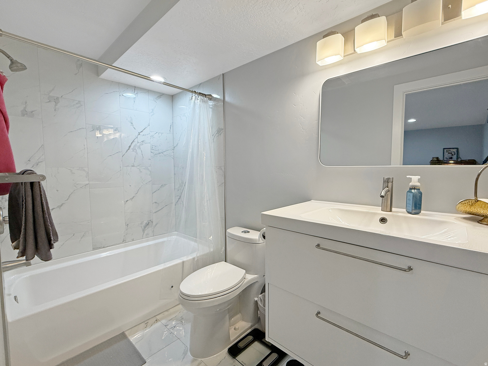 MAPLETON HEIGHTS - Residential