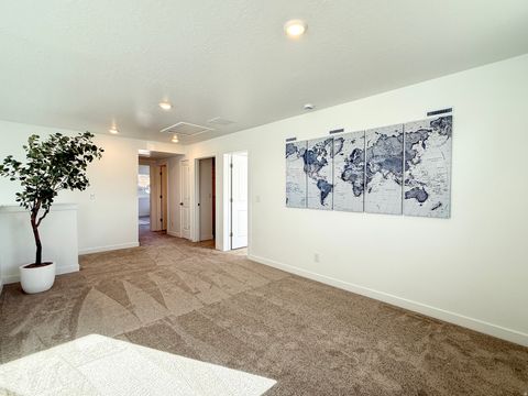 Tiny photo for 3372 S PINYON LN, Mapleton, UT 84664 (MLS # 2135929)