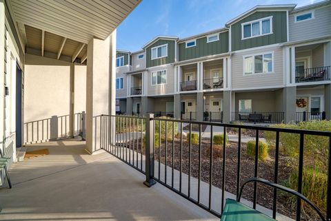 Tiny photo for 6160 S MIRAMONTE WAY W #T30, Kearns, UT 84118 (MLS # 2121586)