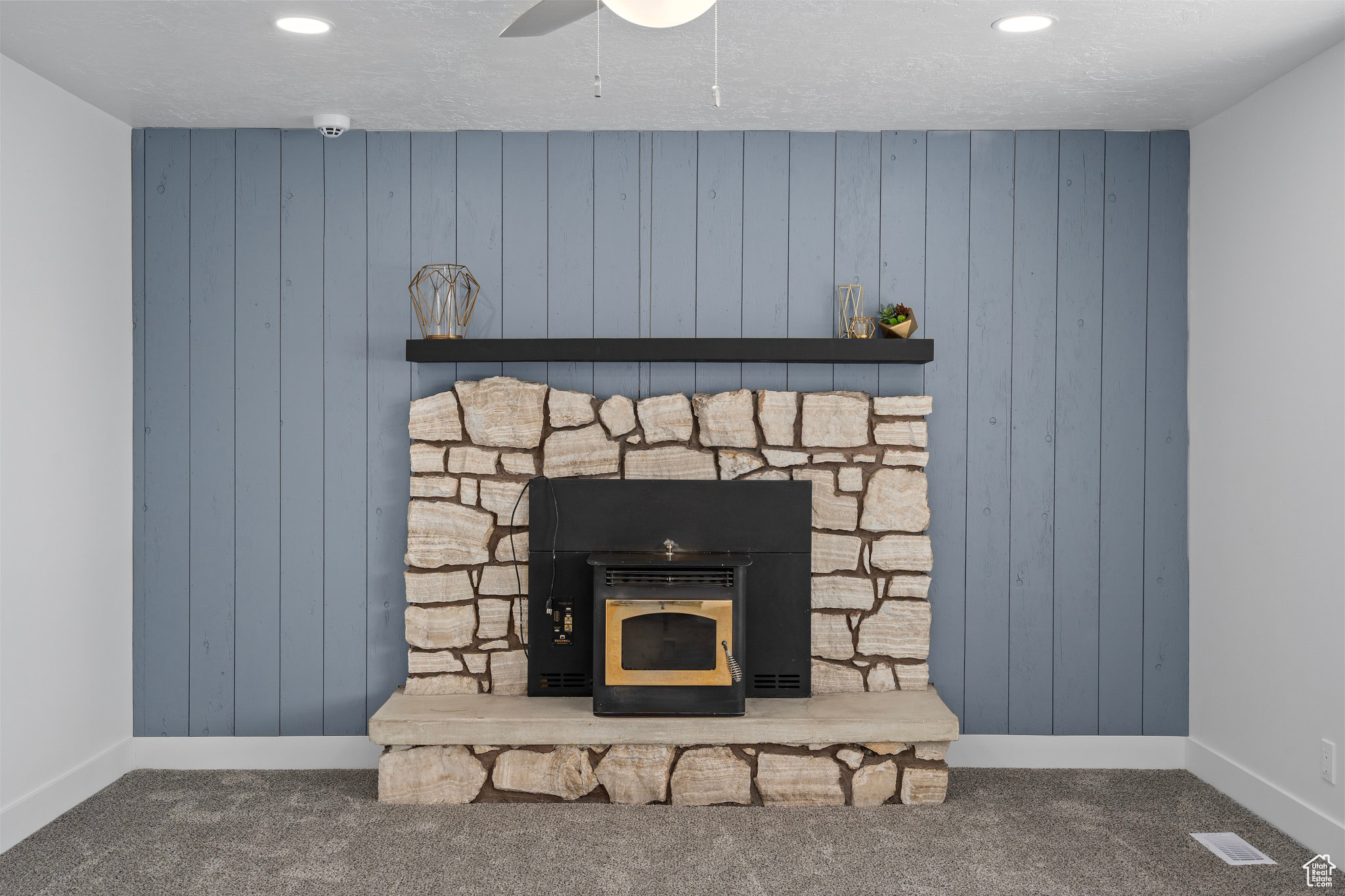 252 W Durfee St, Grantsville, Utah image 2