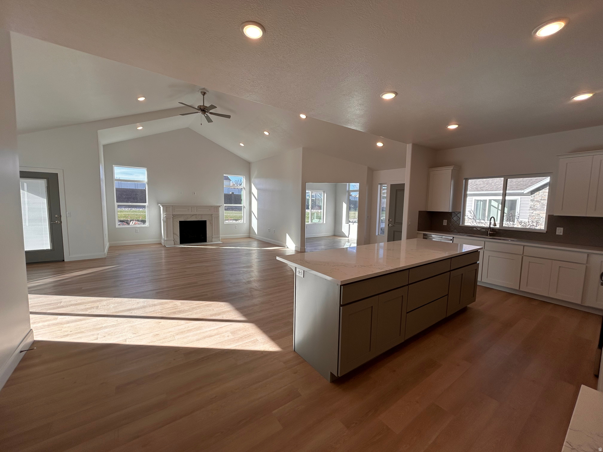 HEARTHSTONE - Residential