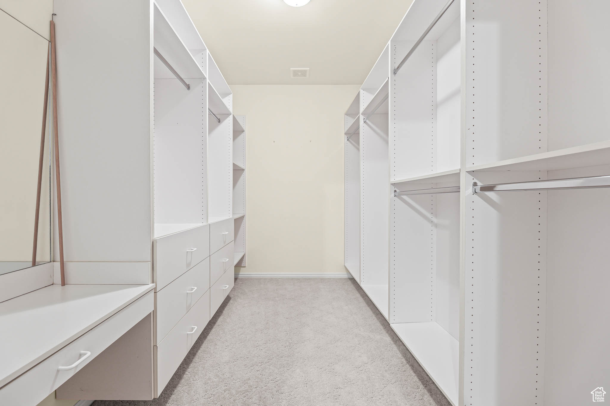 THE OAKS AT DEER HOLLOW AMD - Residential