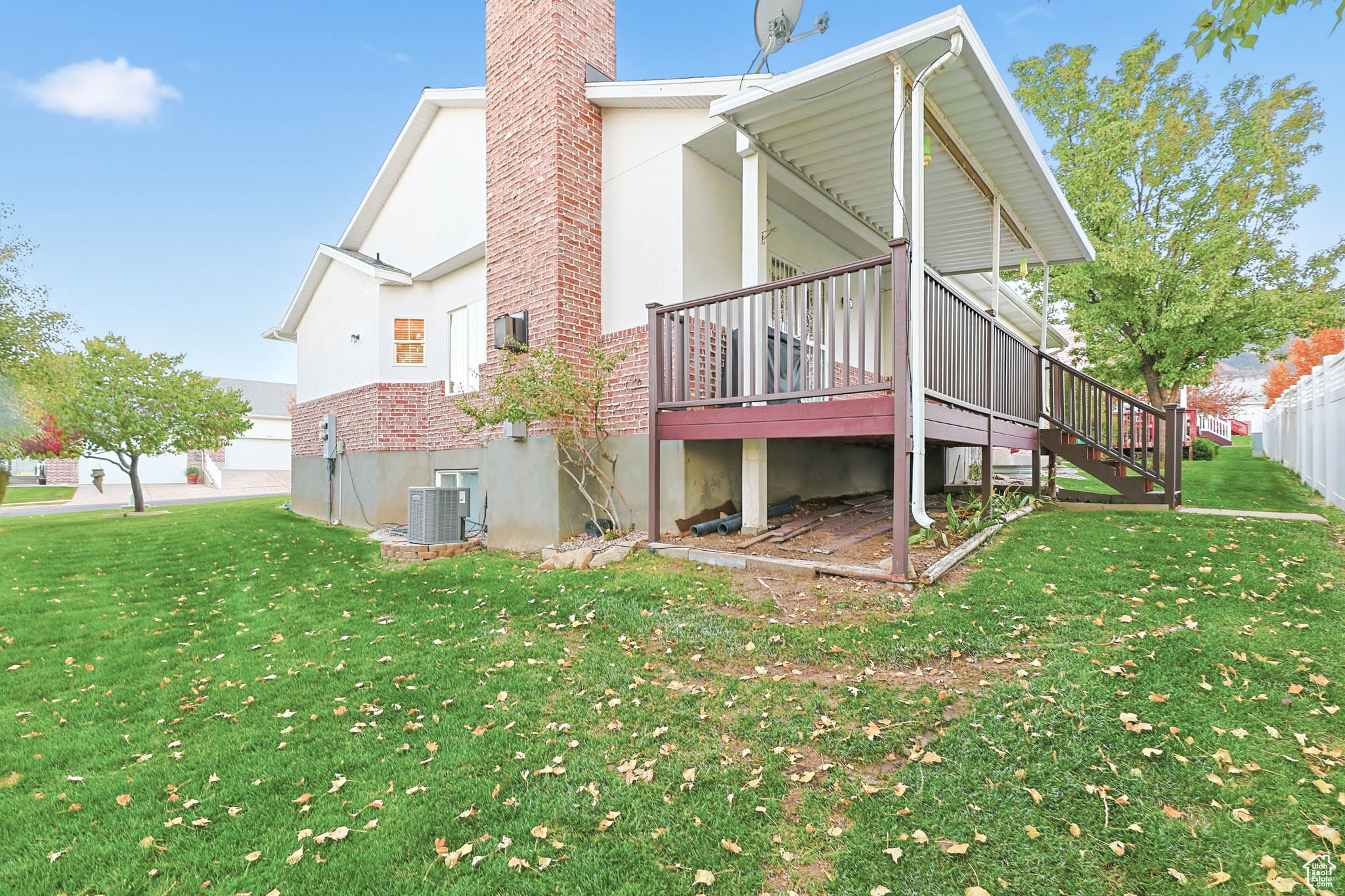 THE OAKS AT DEER HOLLOW AMD - Residential