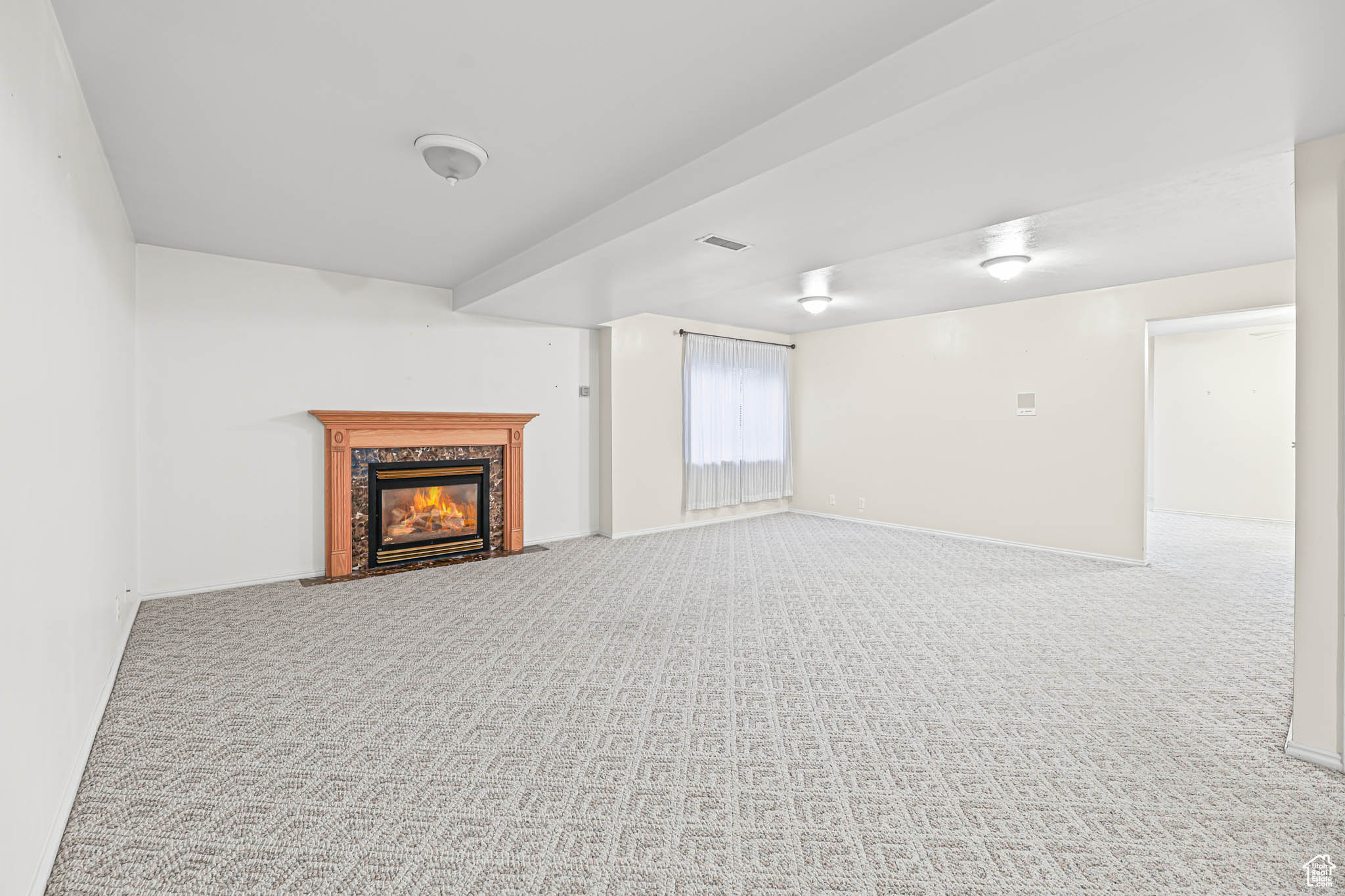 THE OAKS AT DEER HOLLOW AMD - Residential