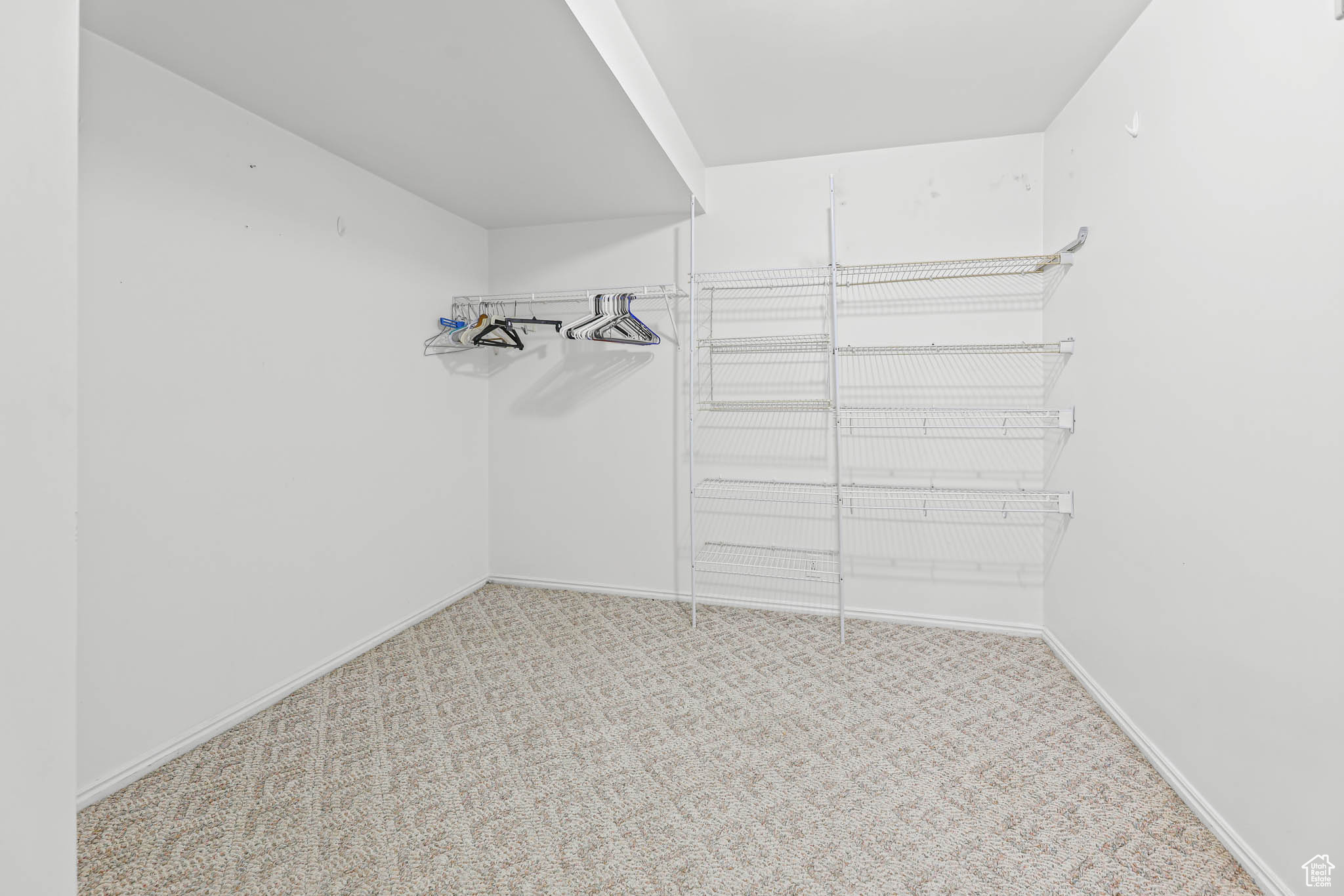 THE OAKS AT DEER HOLLOW AMD - Residential