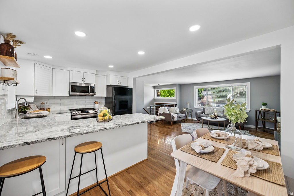 SANDY HEIGHTS - Residential