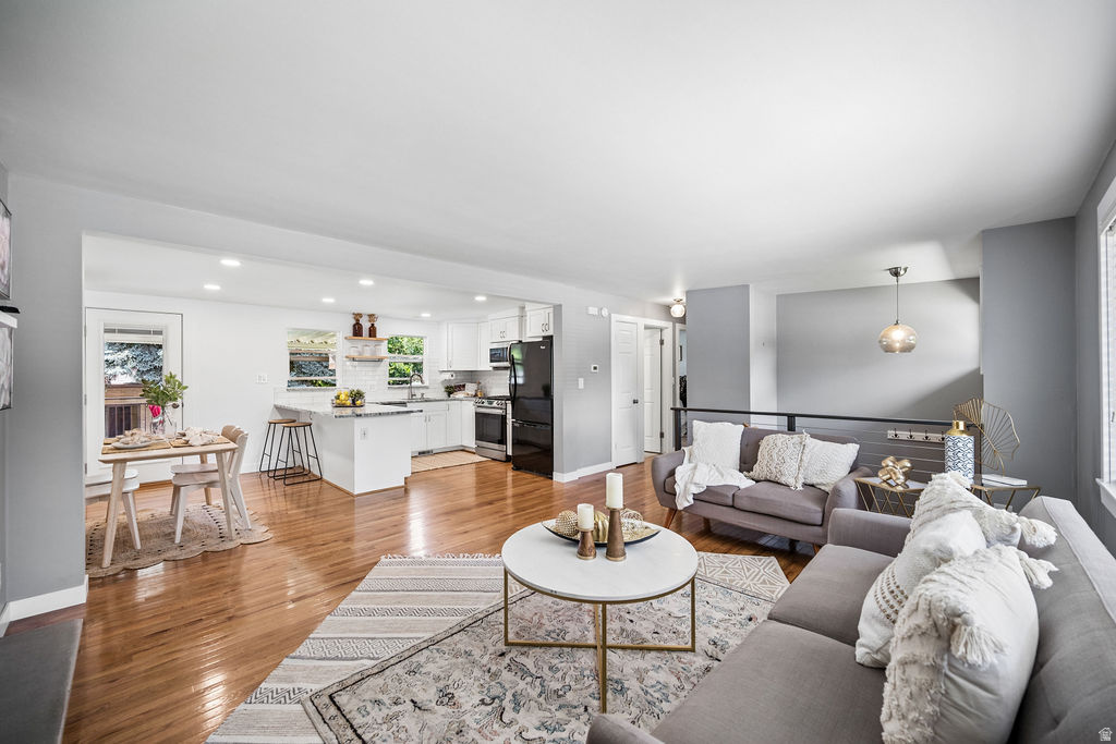 SANDY HEIGHTS - Residential