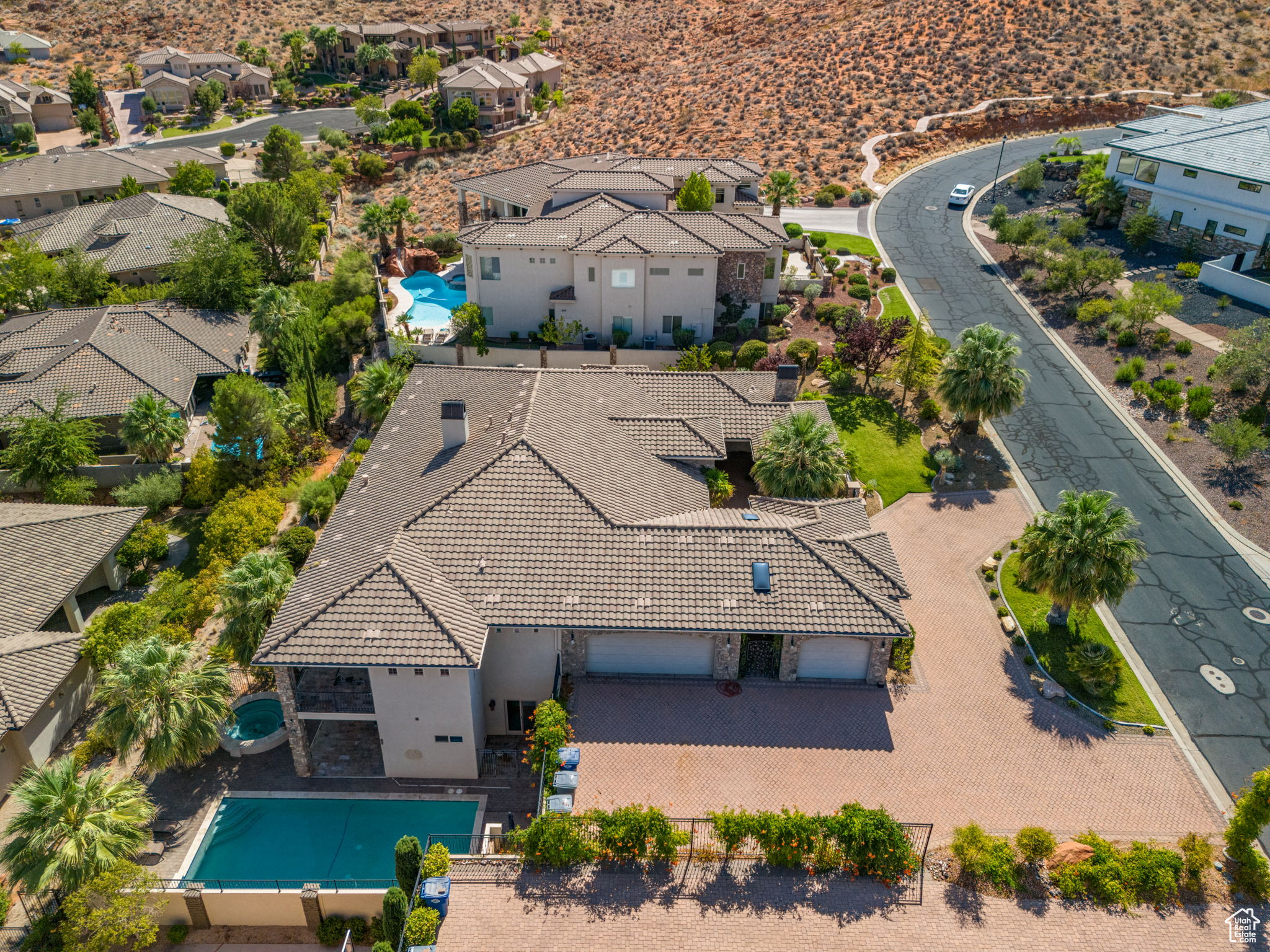 NORTHBRIDGE ESTATES - Residential