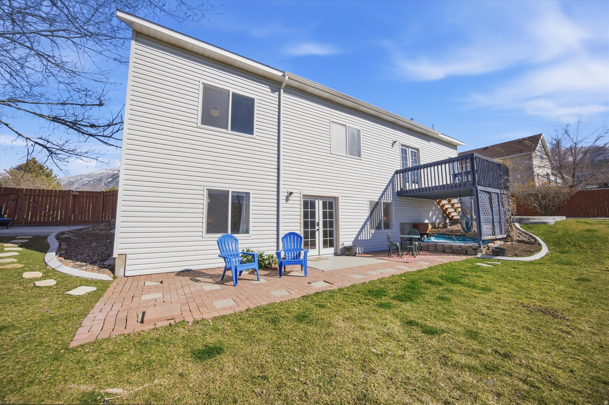 SALEM HILLS - Residential