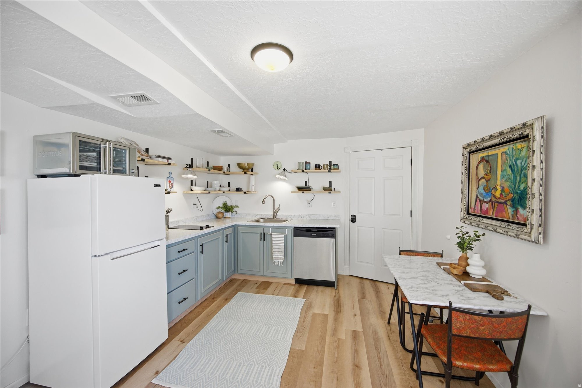 SALEM HILLS - Residential