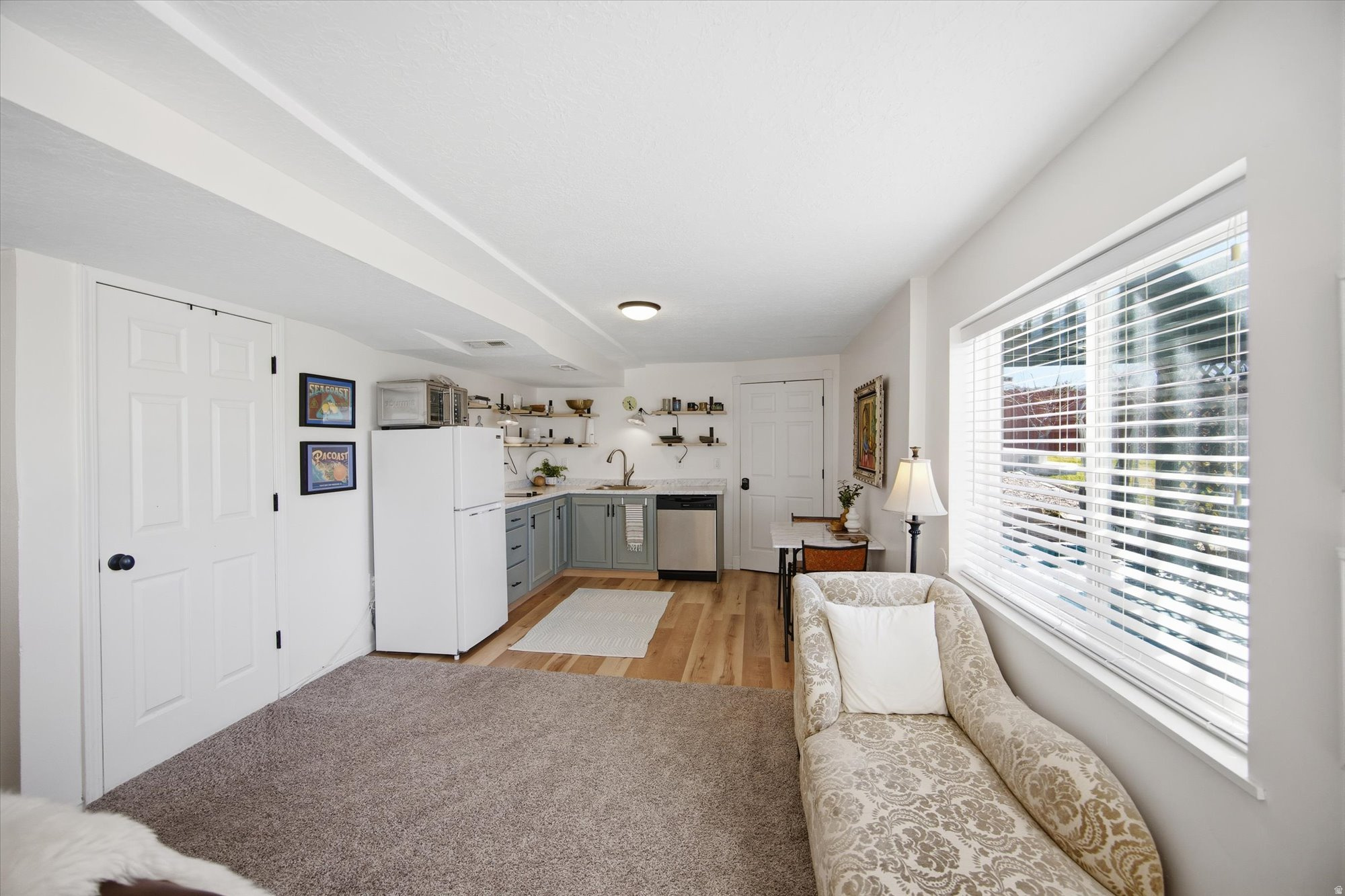 SALEM HILLS - Residential