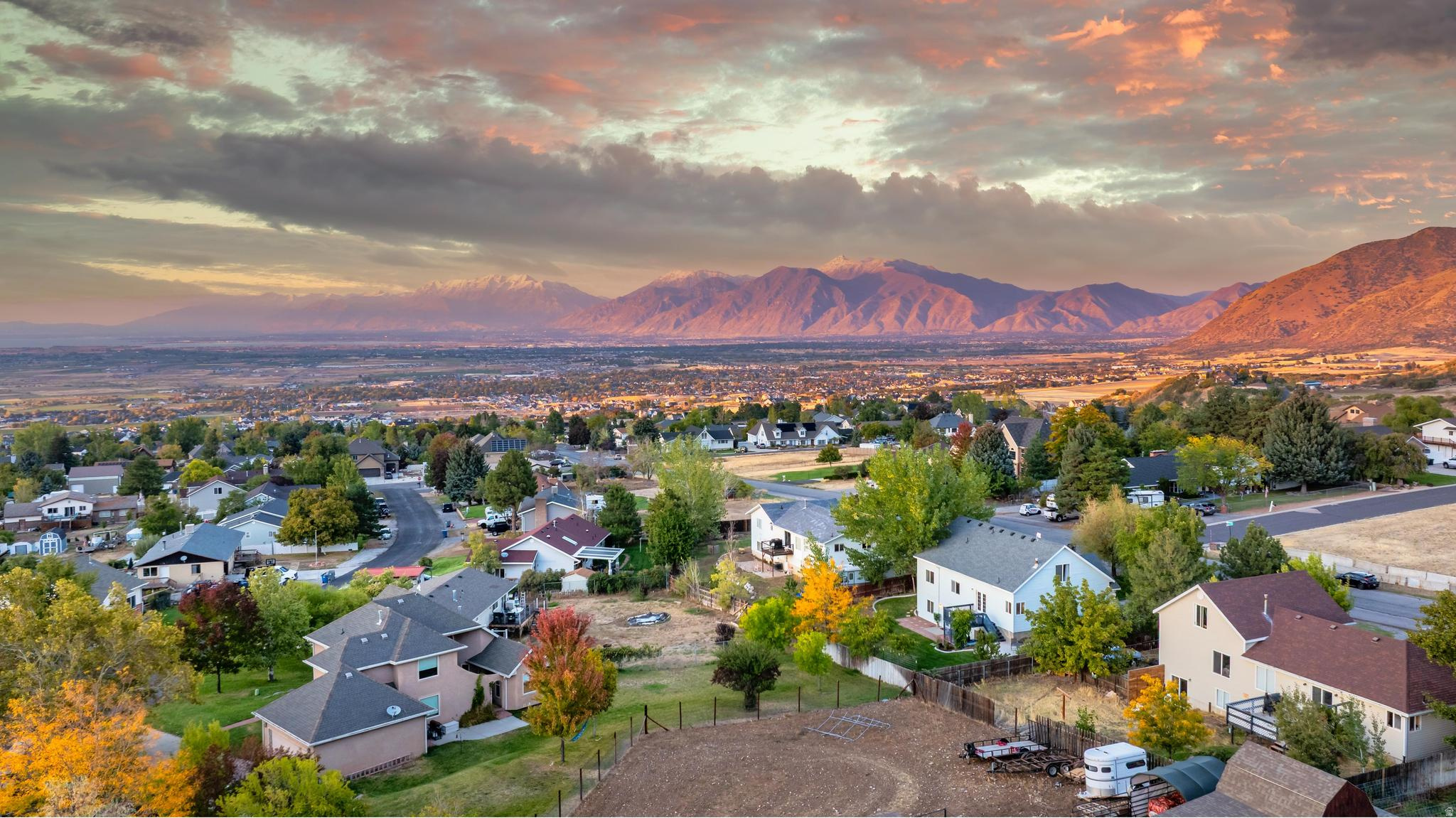 SALEM HILLS - Residential