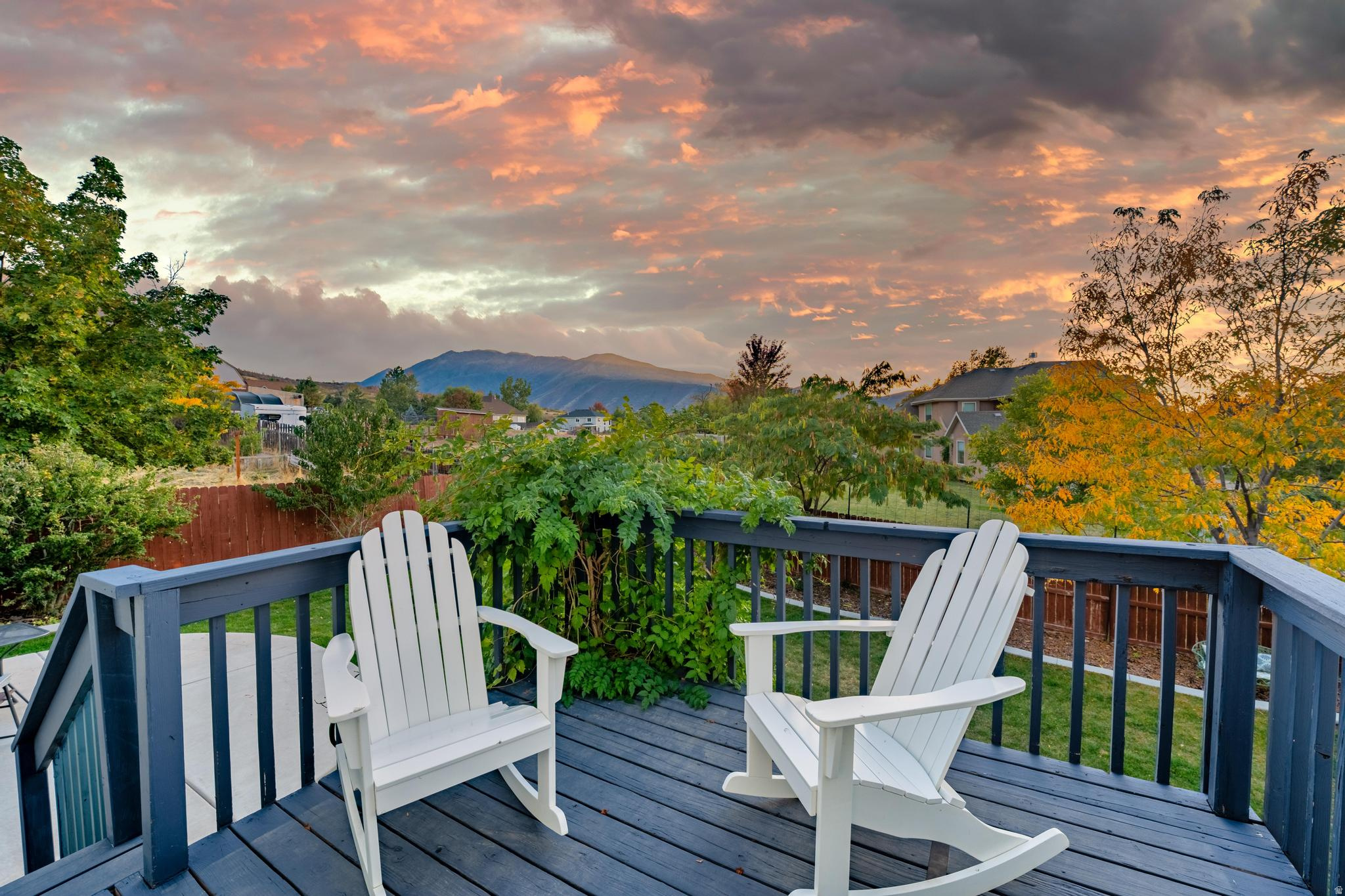 SALEM HILLS - Residential