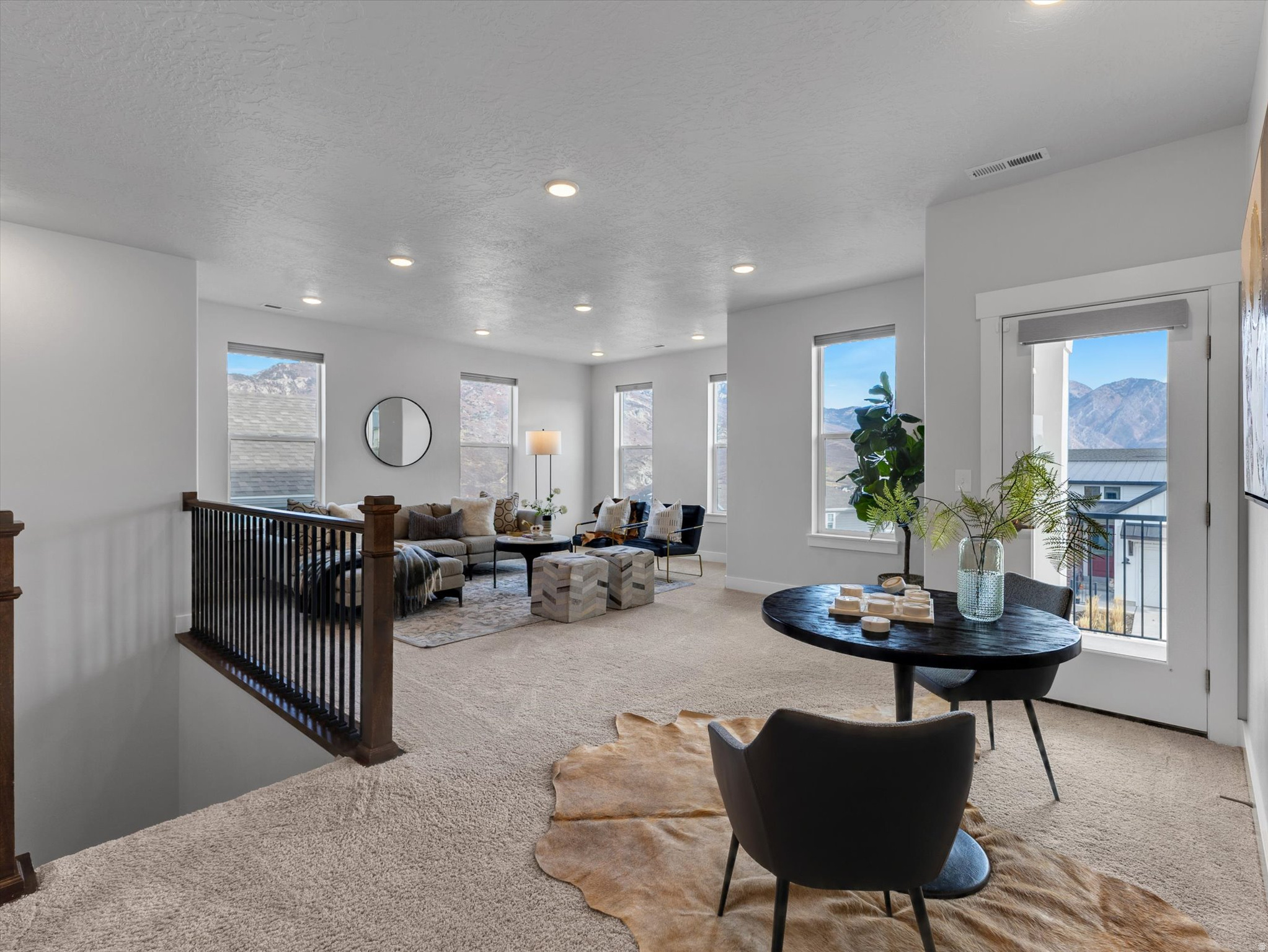 SUNCREST/EDELWEISS - Residential