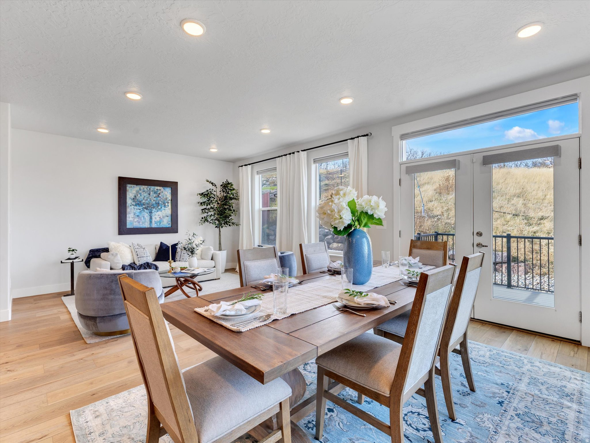 SUNCREST/EDELWEISS - Residential