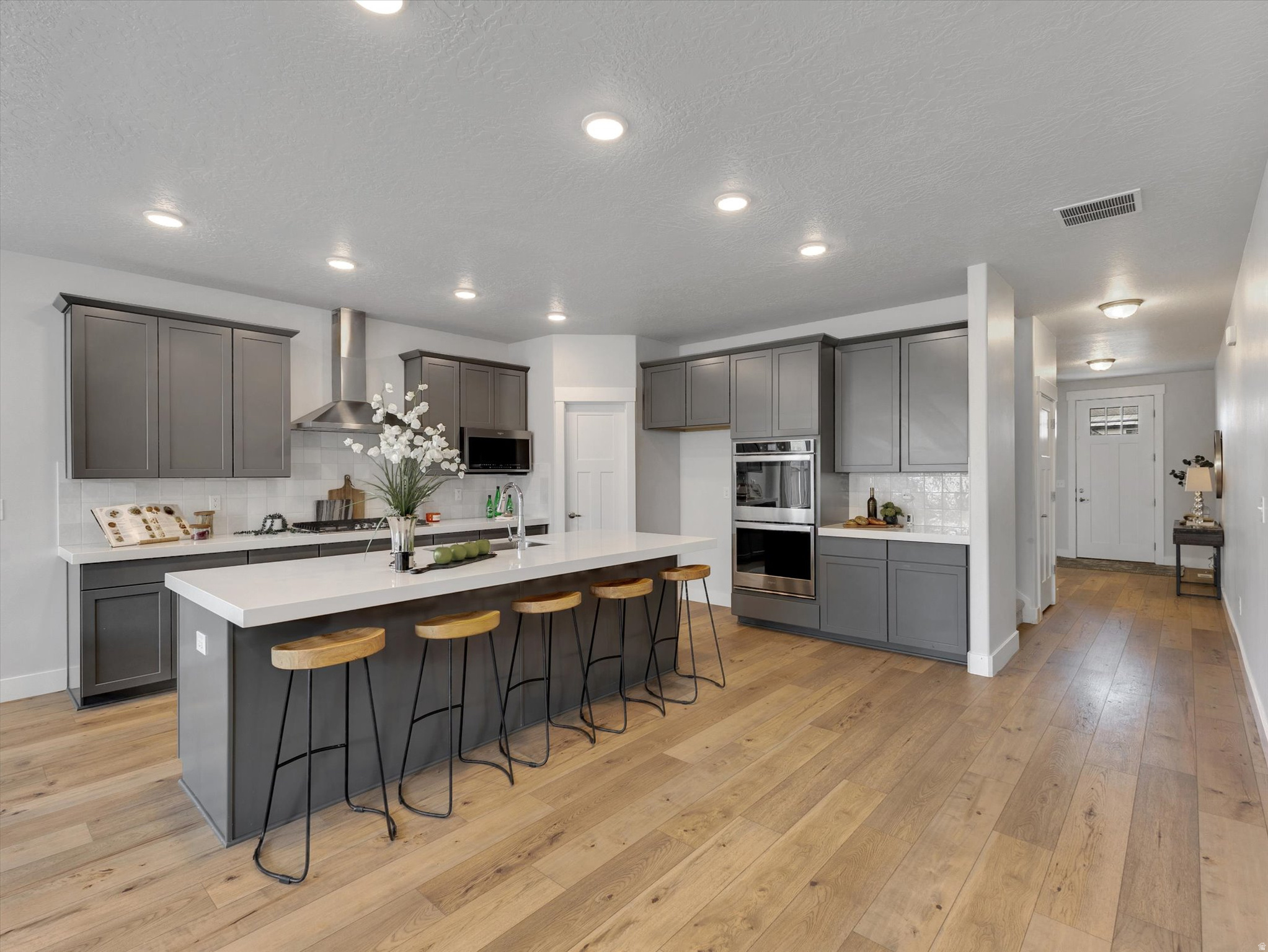 SUNCREST/EDELWEISS - Residential