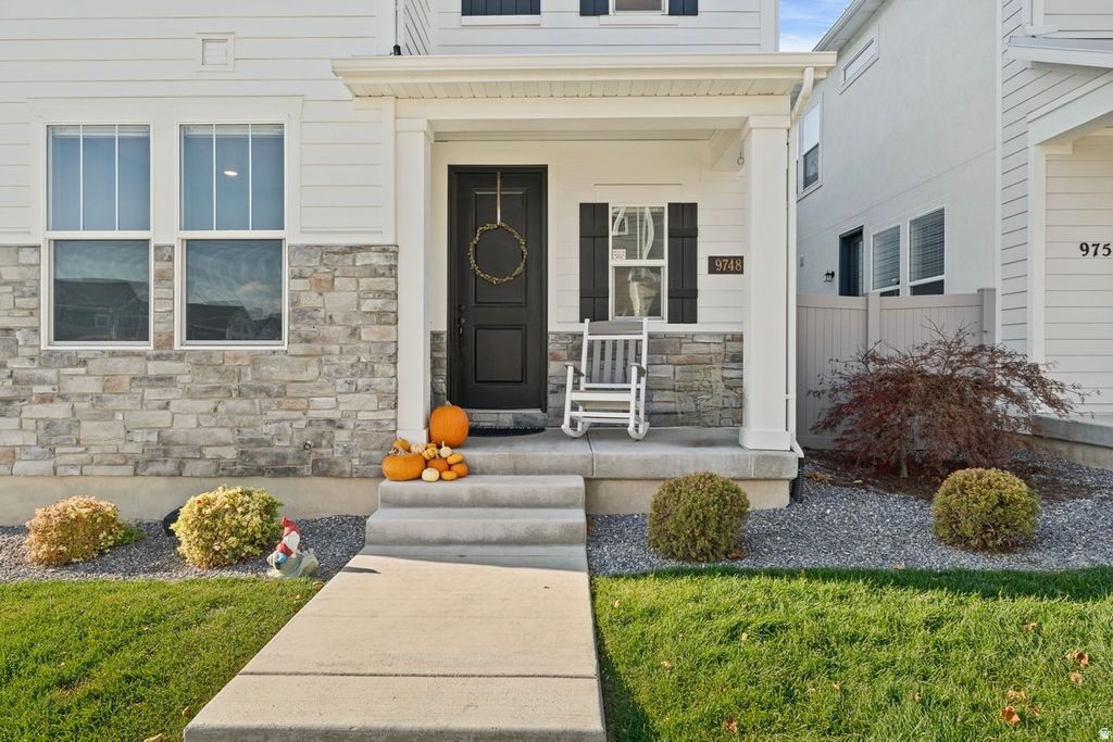 Photo of 9748 N CALDWELL PL, Highland, UT 84003 (MLS # 2128174)