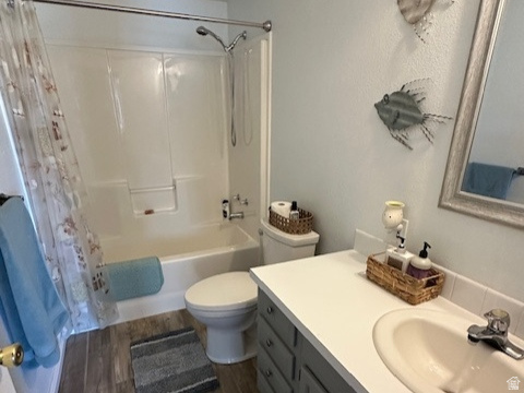 WHISPERING PINES - Residential