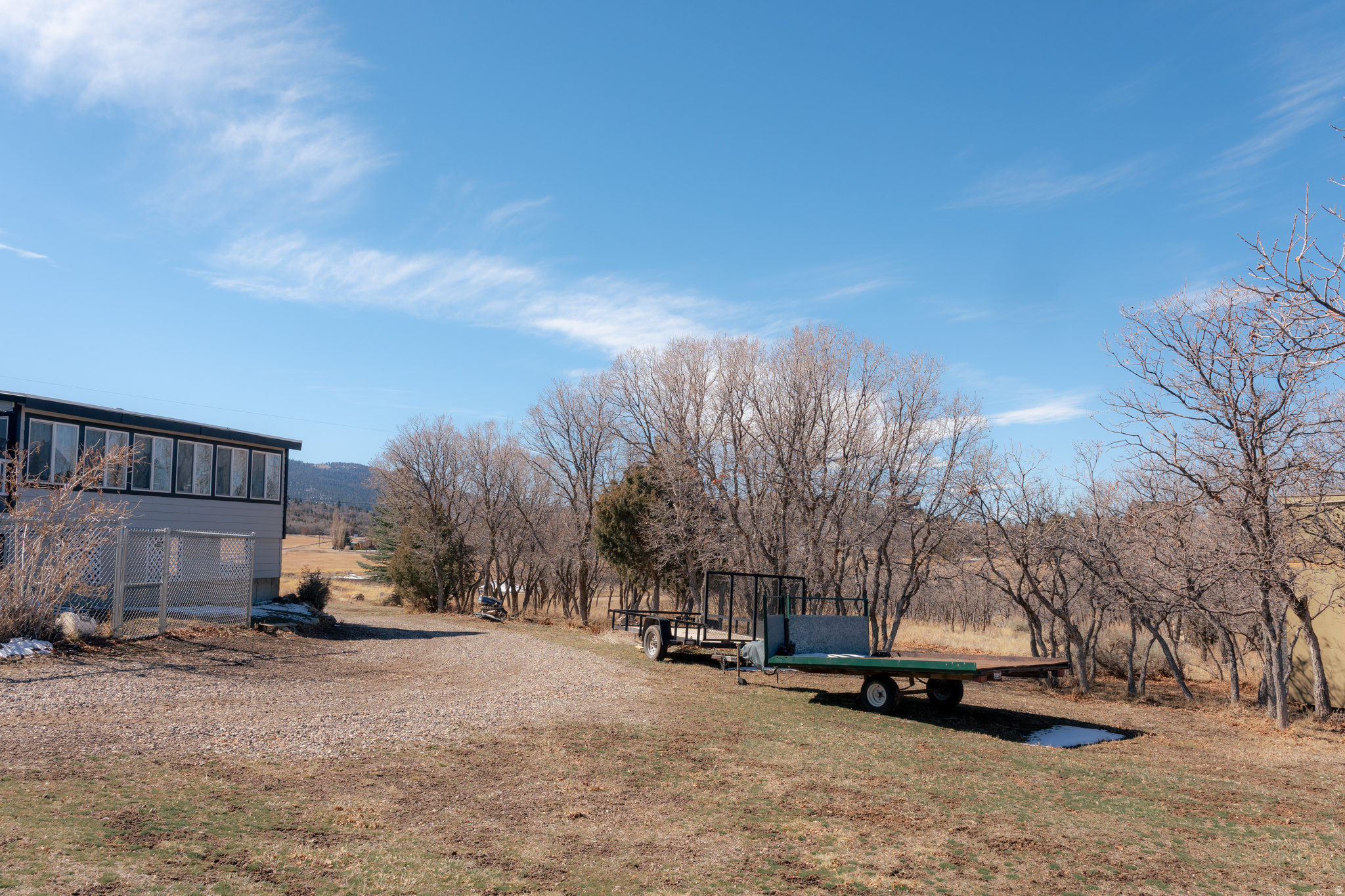 WHISPERING PINES - Residential