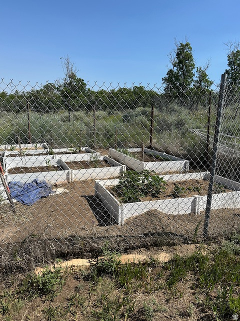 WHISPERING PINES - Residential