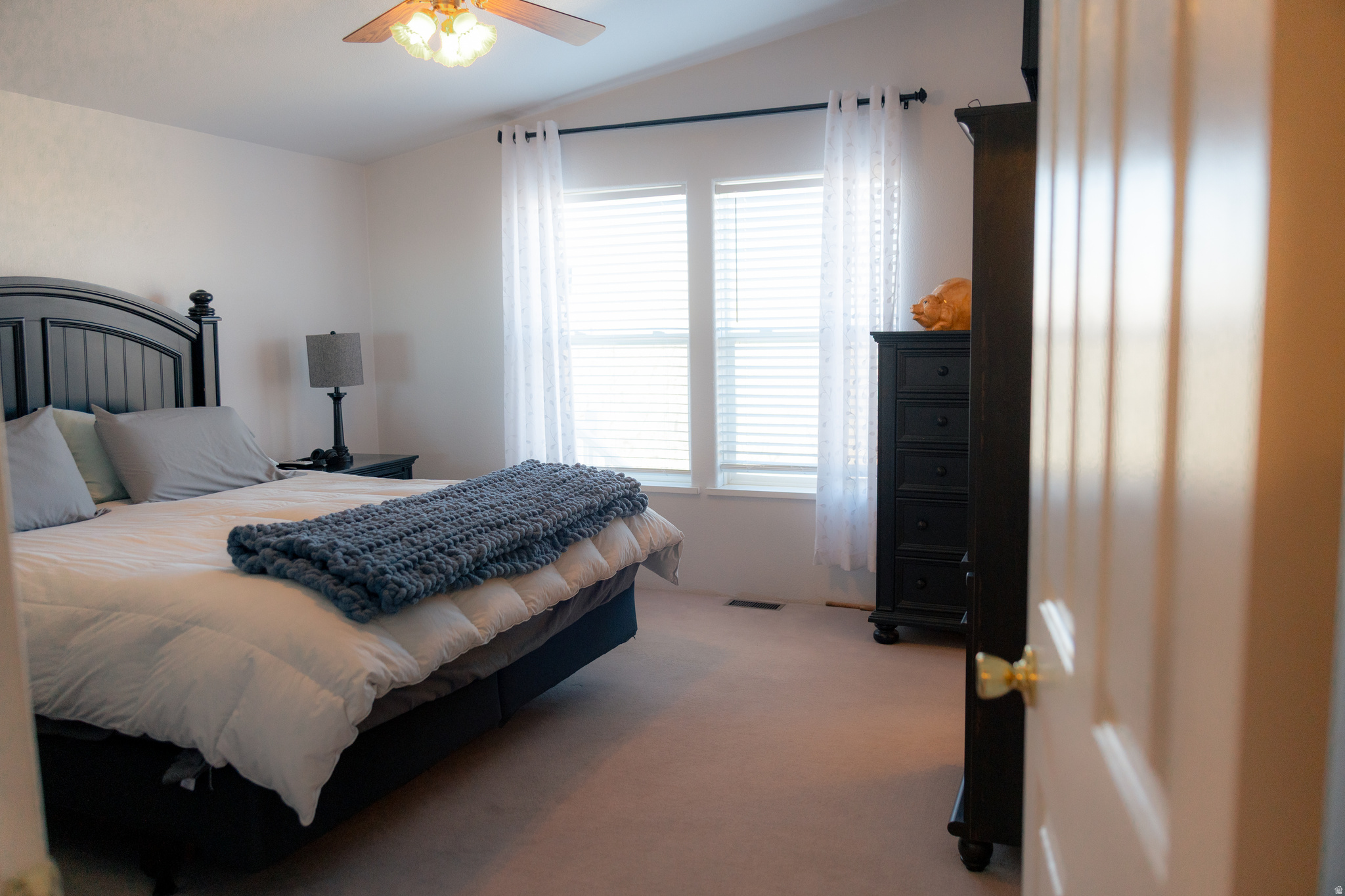 WHISPERING PINES - Residential